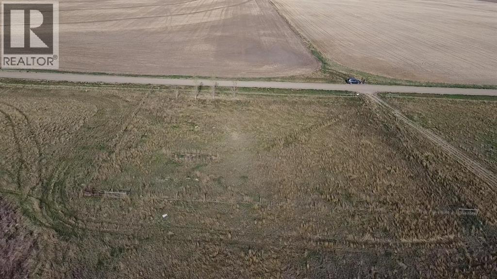 Portion of SQ 30-16-18-W4 Badger Lake - Photo 4 of 11, Rural Vulcan County, Alberta