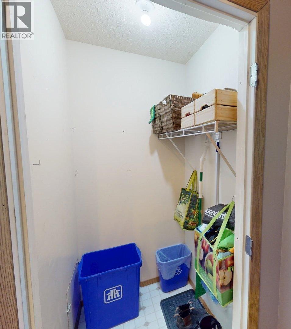 1299 Ponderosa Drive Unit# 208B, Sparwood