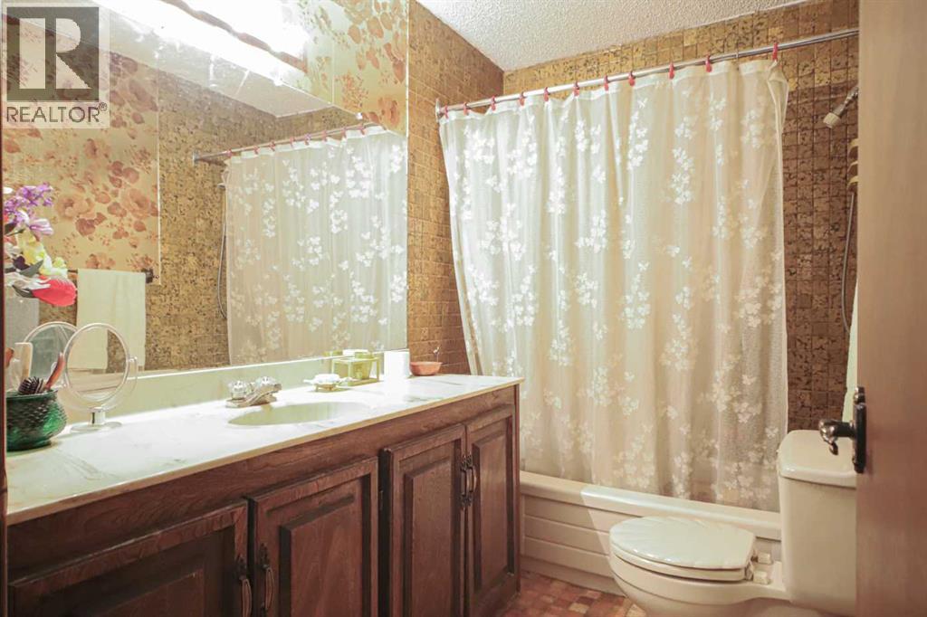 Retail for Sale in   Avenue SE Beltline Calgary 