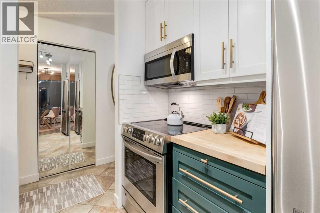 Single Family House for Sale in    Avenue SW Beltline Calgary 