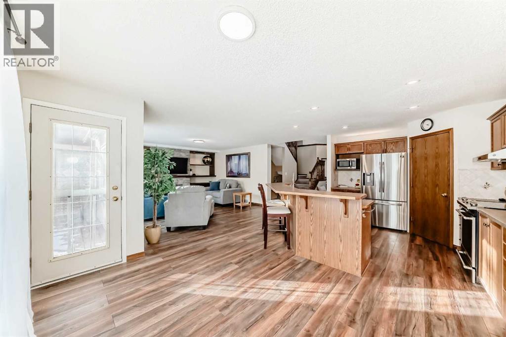 
          205 Patterson Hill Southwest
            <br/>
            <span>Calgary</span>
            , 
            <span>AB</span>
             <span>T3H3J2</span>
         - Photo 12