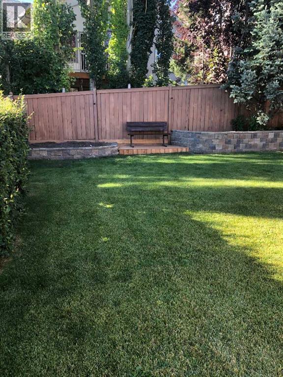 
          205 Patterson Hill Southwest
            <br/>
            <span>Calgary</span>
            , 
            <span>AB</span>
             <span>T3H3J2</span>
         - Photo 40