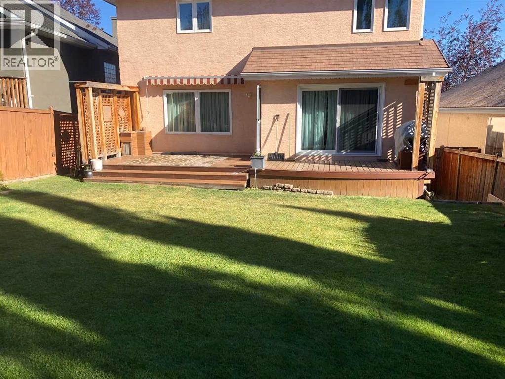 
          205 Patterson Hill Southwest
            <br/>
            <span>Calgary</span>
            , 
            <span>AB</span>
             <span>T3H3J2</span>
         - Photo 38