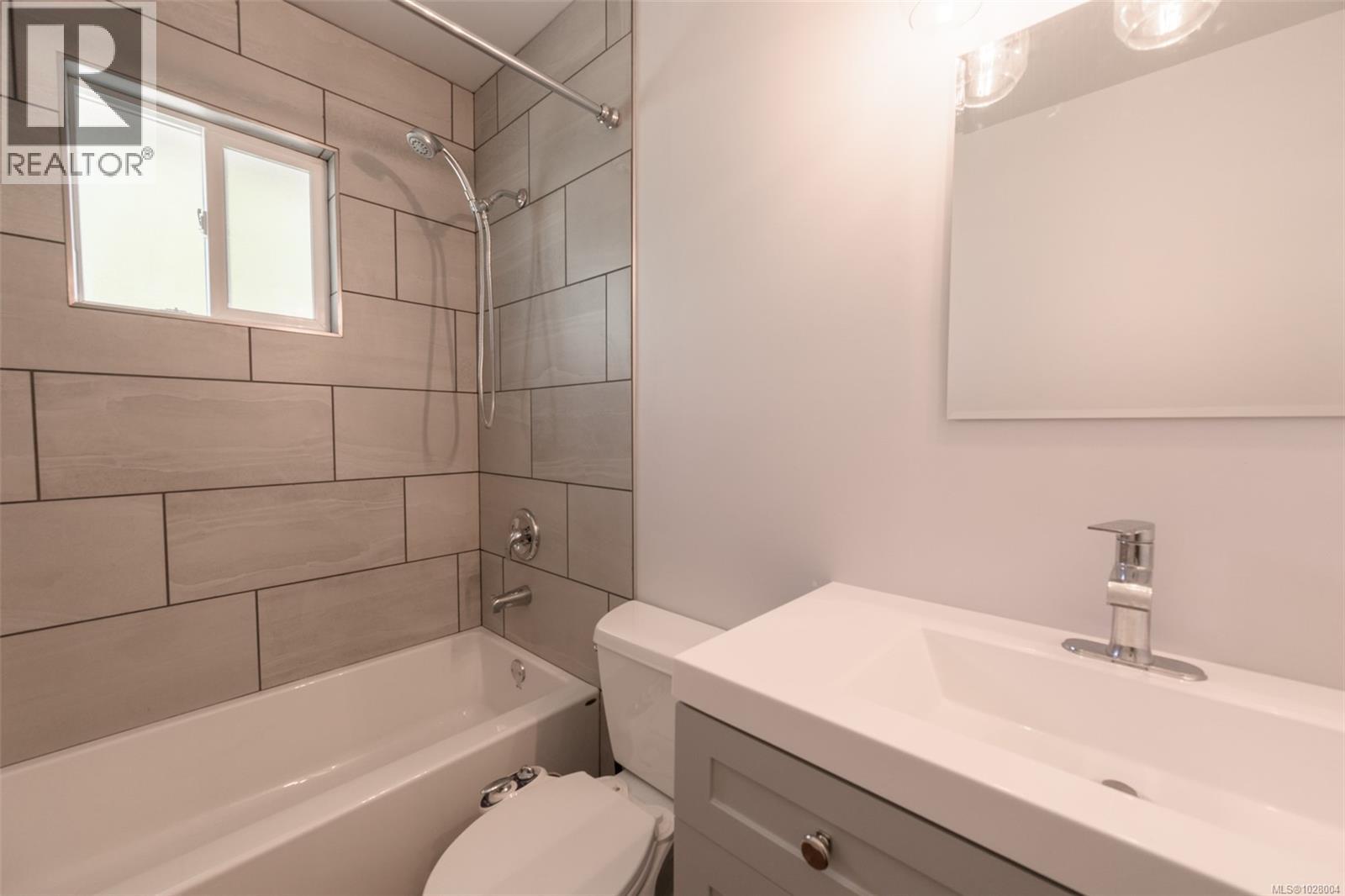 2546 Haddington Cres, Port McNeill