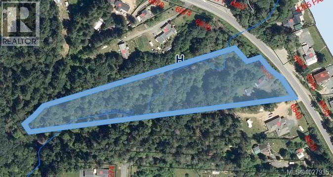 6850 Island Hwy W, Bowser