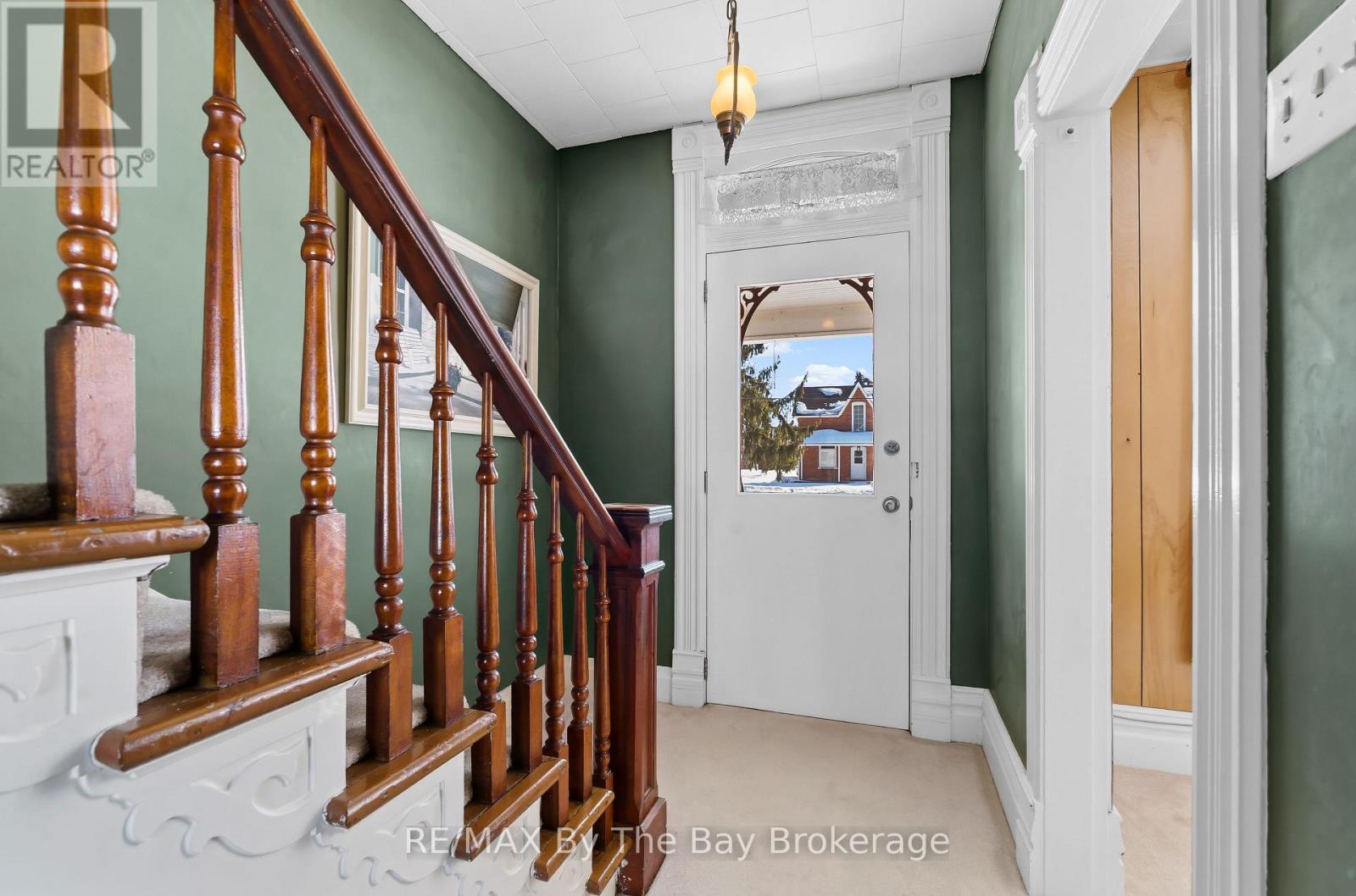 10 WELLINGTON STREET E - 22