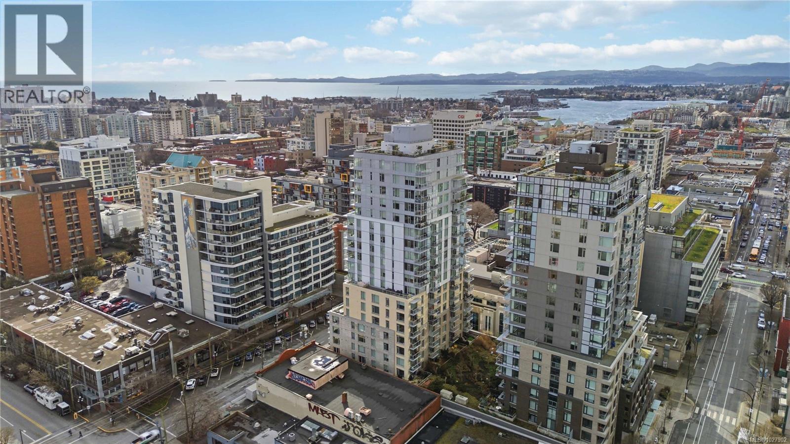 1001 848 Yates Street, Victoria