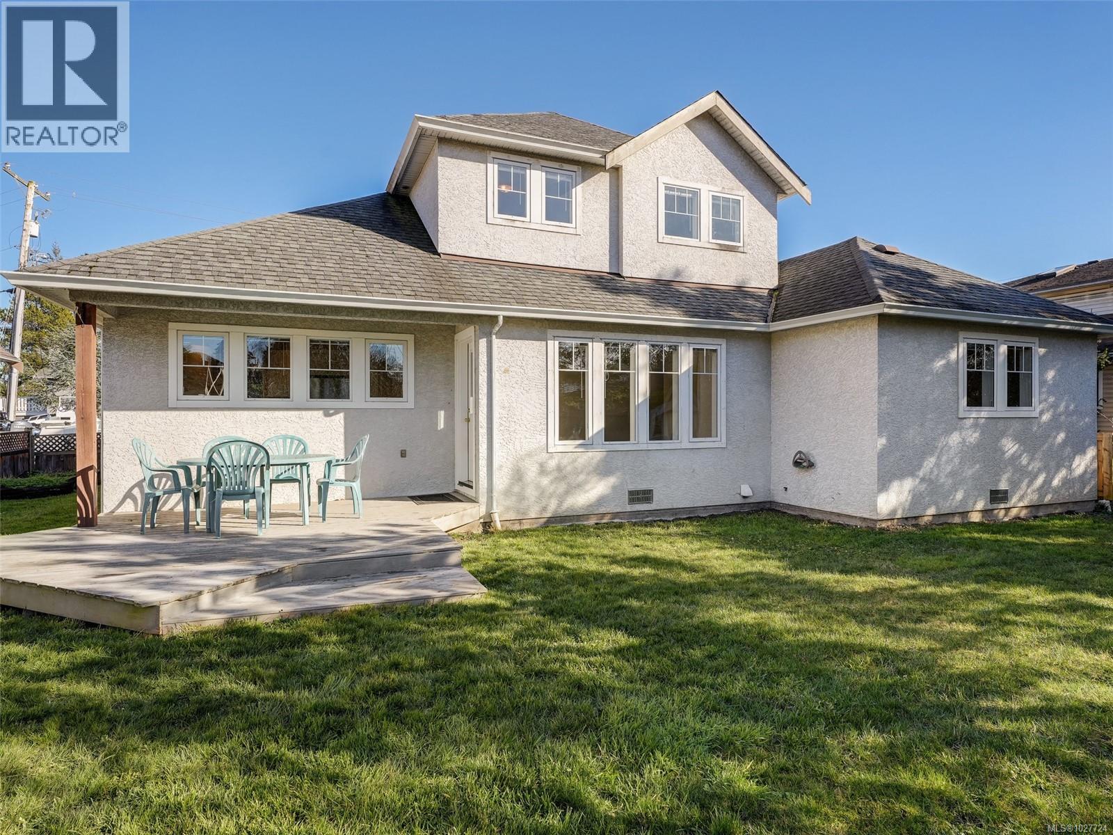 9524 Greenglade Rd, Sidney