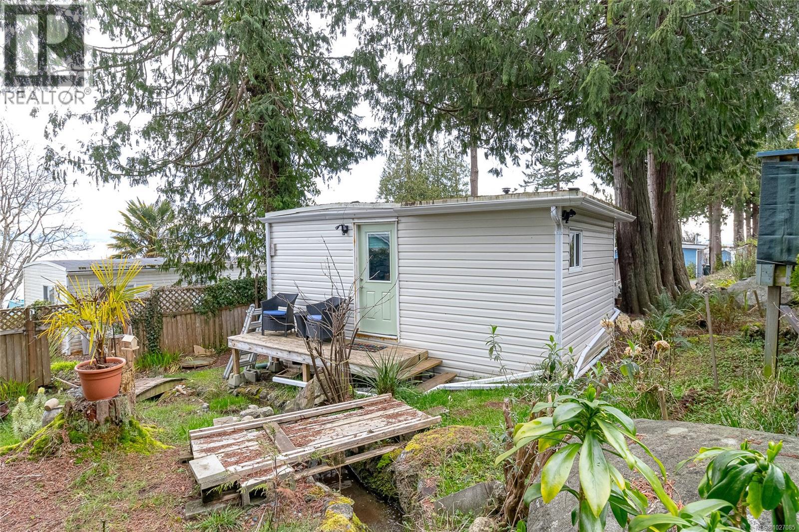 #9 8177 WEST COAST RD - 25