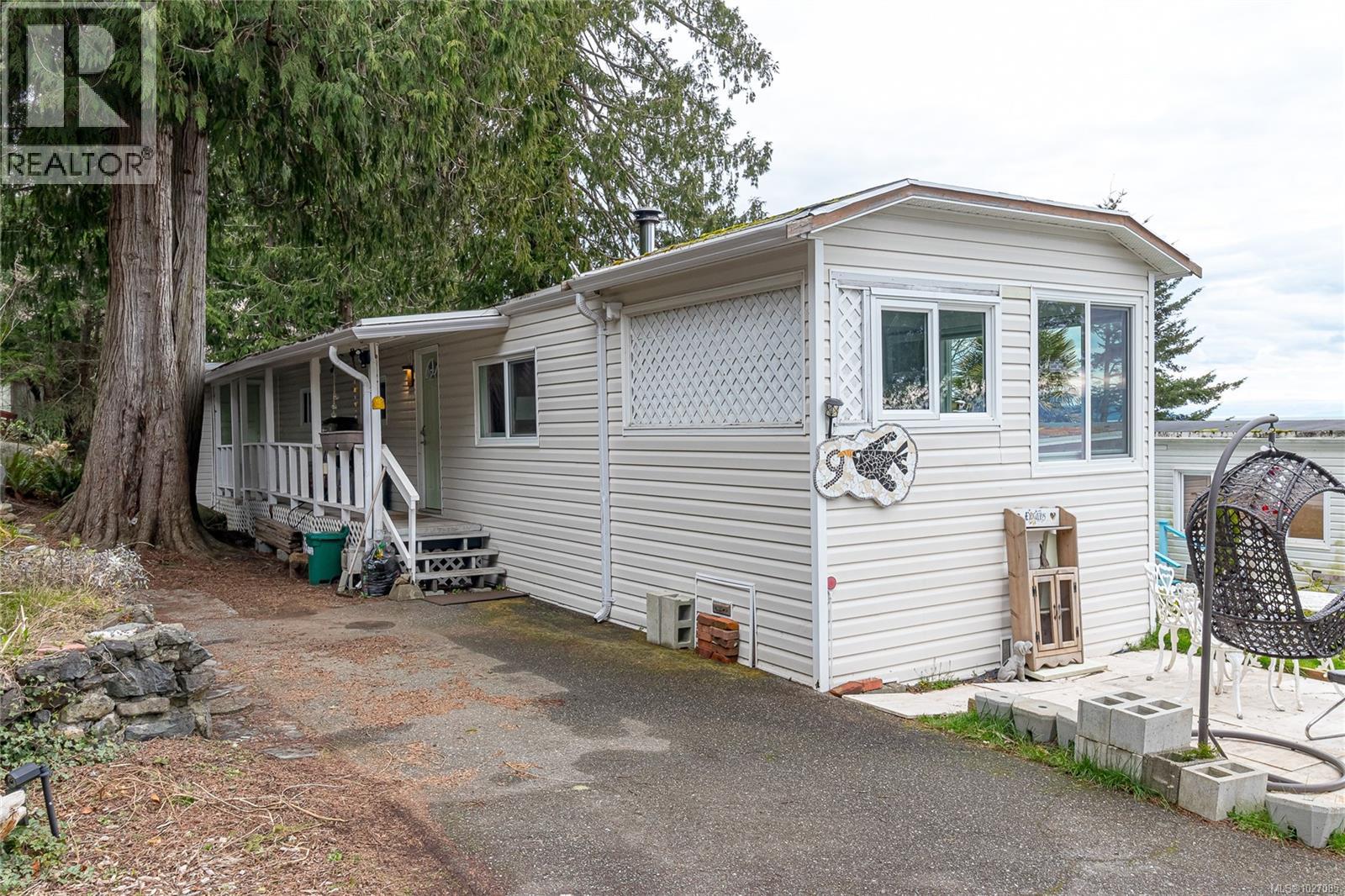 #9 8177 West Coast Rd - 34