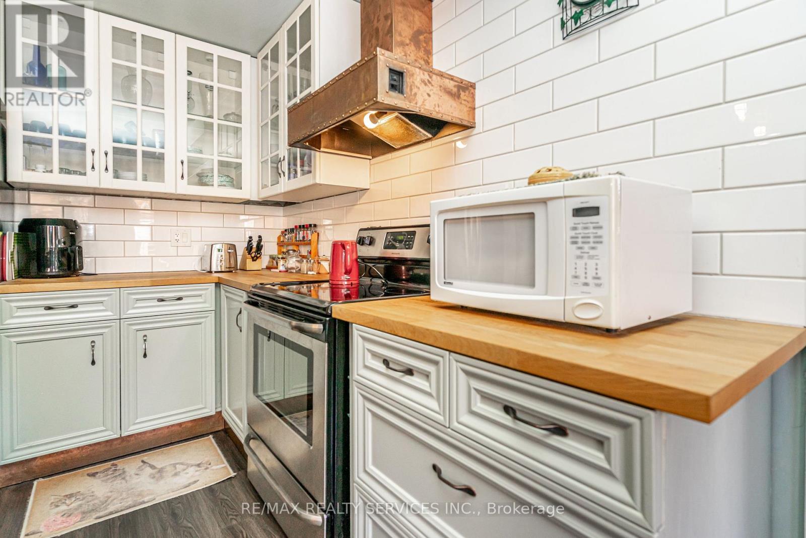 Single Family House for Sale in  LAIDLAW AVENUE Brampton (Westgate) 