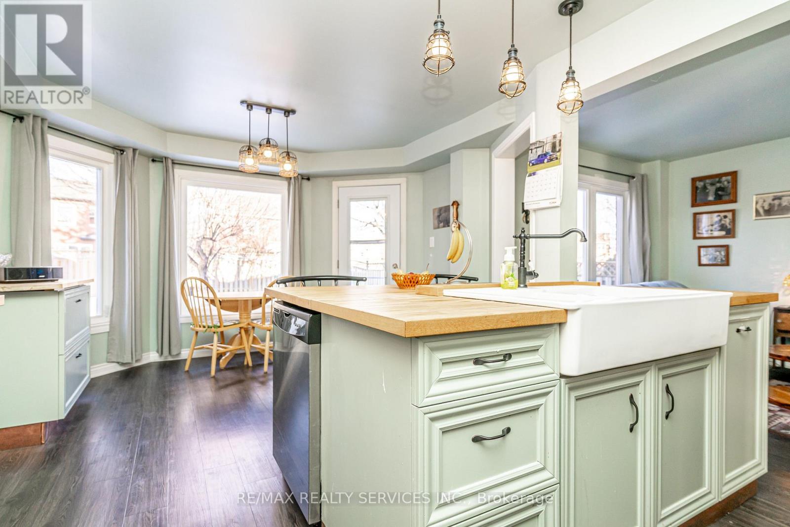 Single Family House for Sale in  LAIDLAW AVENUE Brampton (Westgate) 