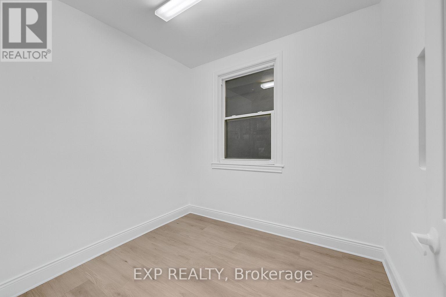 1331 ST. JAMES AVENUE - 23