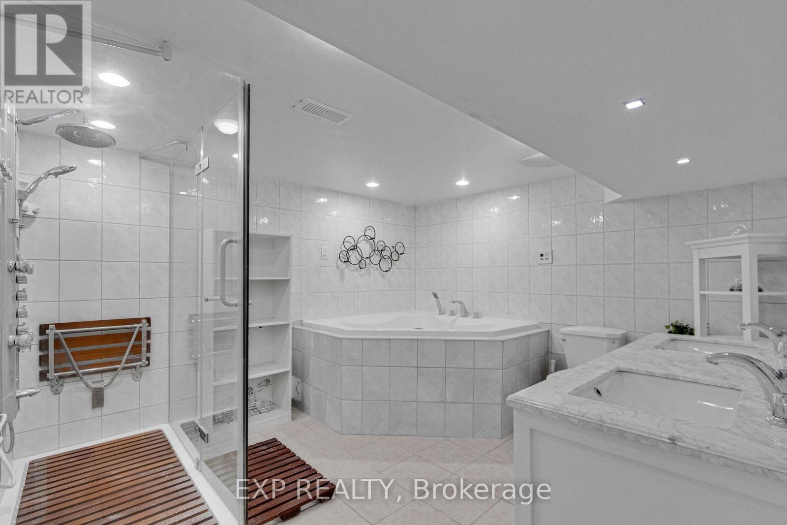 1331 ST. JAMES AVENUE - 43