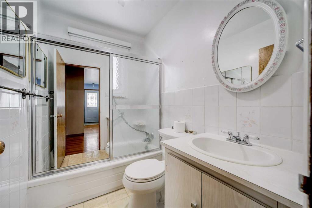 Single Family House Bungalow for Sale in   Street S Glendale Lethbridge 