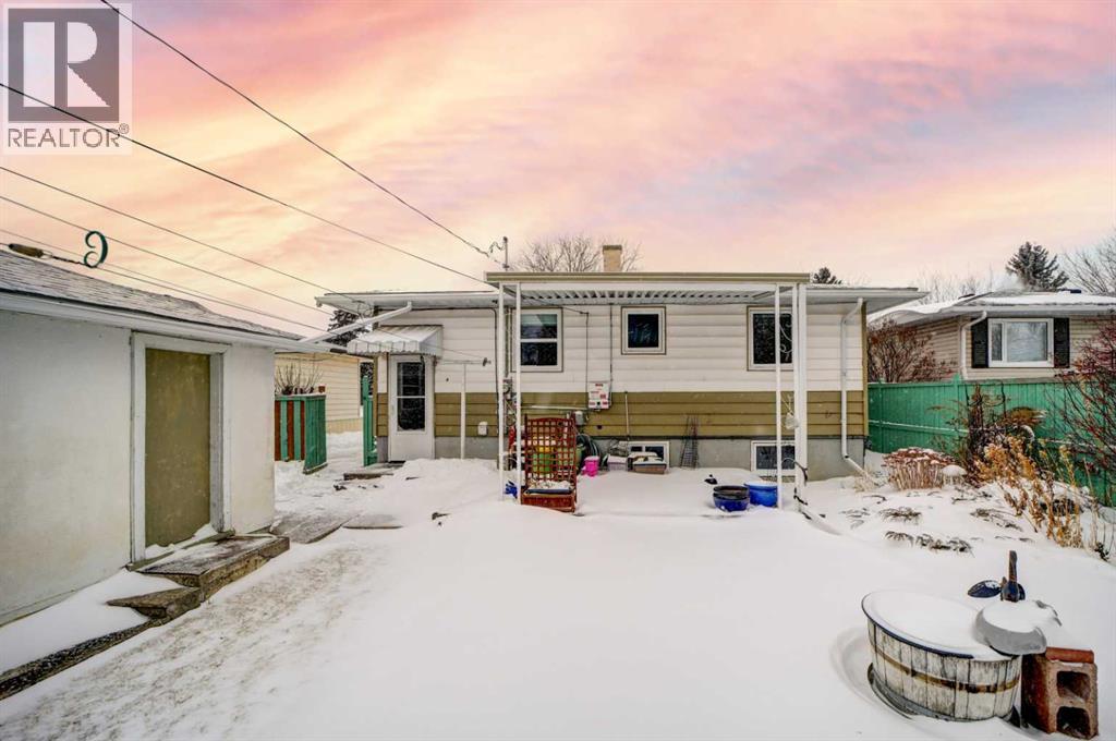 Single Family House Bungalow for Sale in   Street S Glendale Lethbridge 