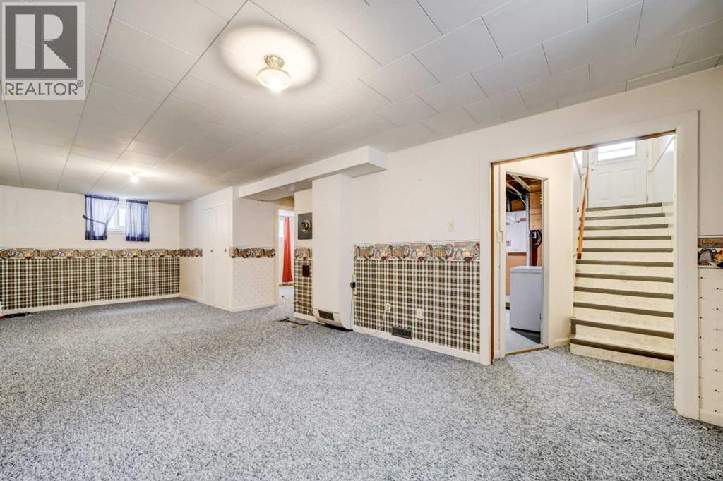 Single Family House Bungalow for Sale in   Street S Glendale Lethbridge 