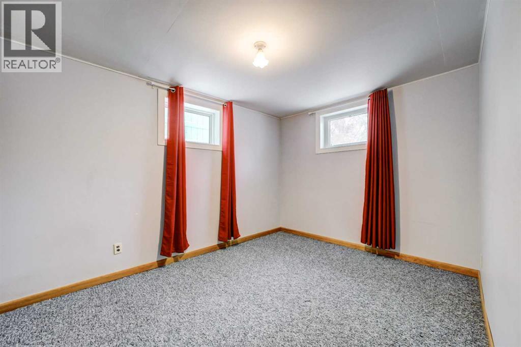 Single Family House Bungalow for Sale in   Street S Glendale Lethbridge 