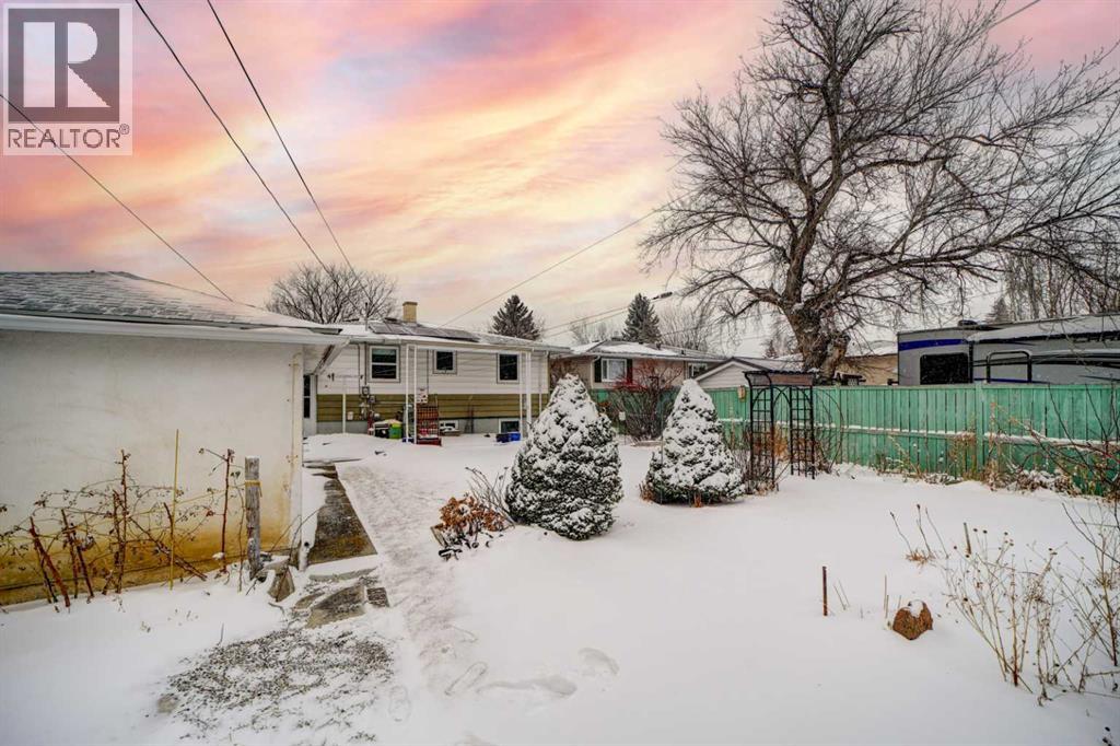 Single Family House Bungalow for Sale in   Street S Glendale Lethbridge 