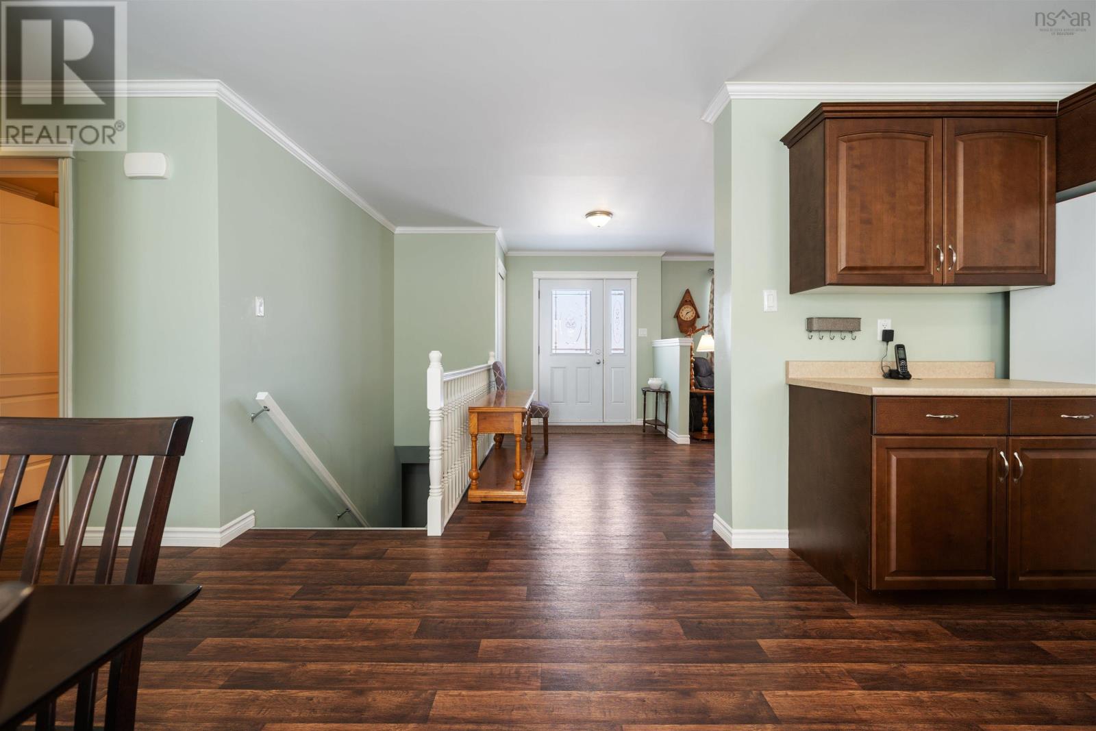 Property 11 of 43 of 18 Parkview Drive