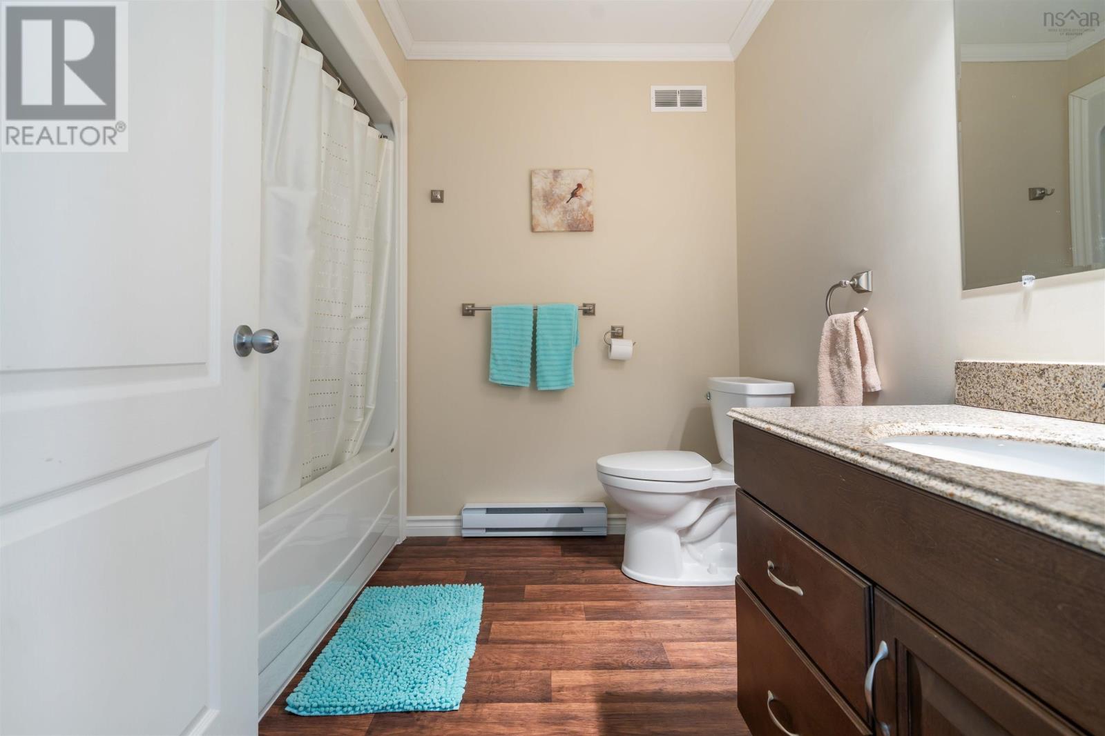 Property 16 of 43 of 18 Parkview Drive