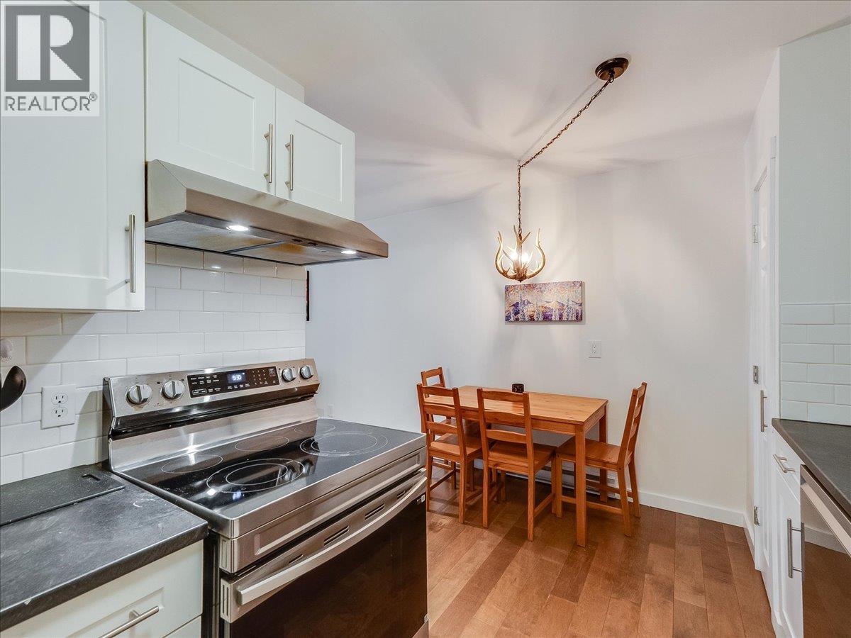 1611 Nickleplate Road Unit# 404, Rossland