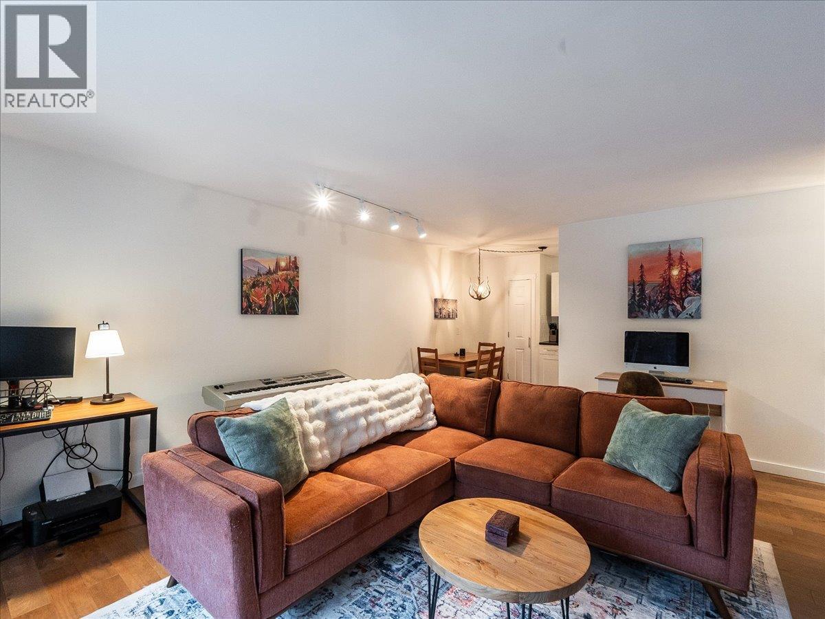 1611 Nickleplate Road Unit# 404, Rossland