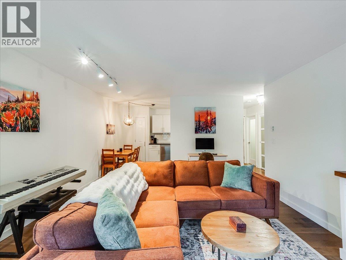 1611 Nickleplate Road Unit# 404, Rossland