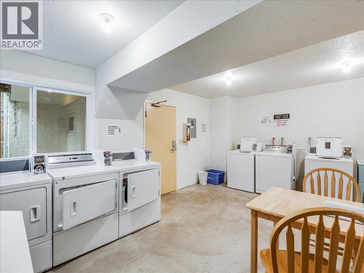 1611 Nickleplate Road Unit# 404, Rossland