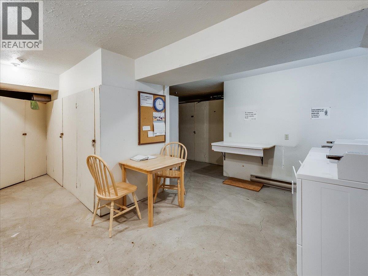 1611 Nickleplate Road Unit# 404, Rossland