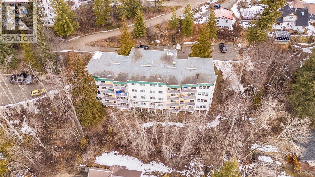 1611 Nickleplate Road Unit# 404, Rossland