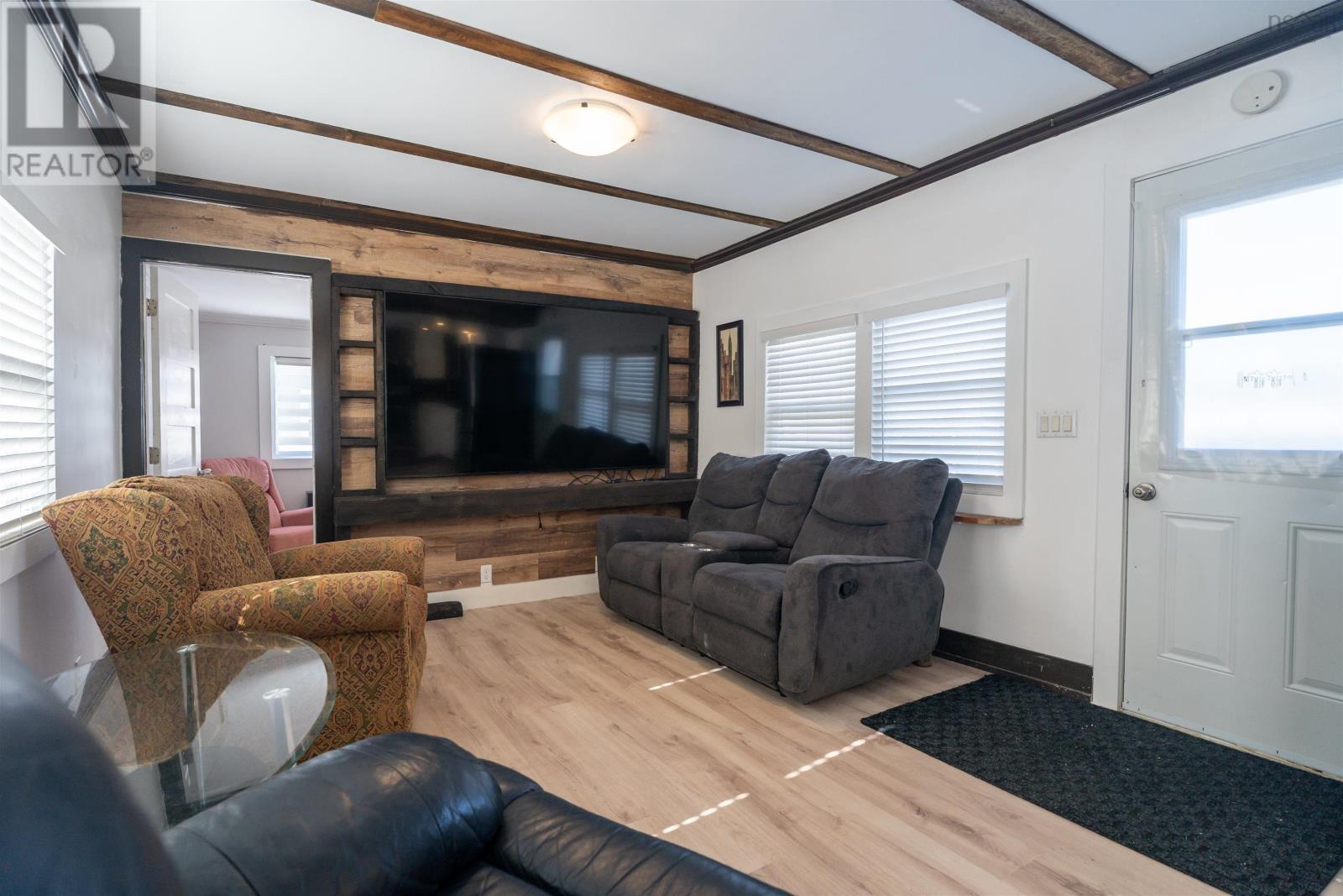 Property 7 of 23 of 9 Heather Street