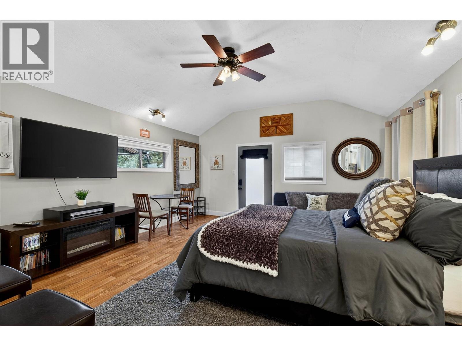  2829 Marine Drive, Blind Bay