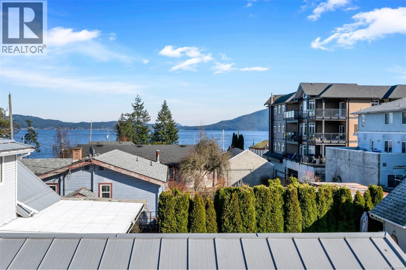 1554 CHAPLIN ST - Image 2