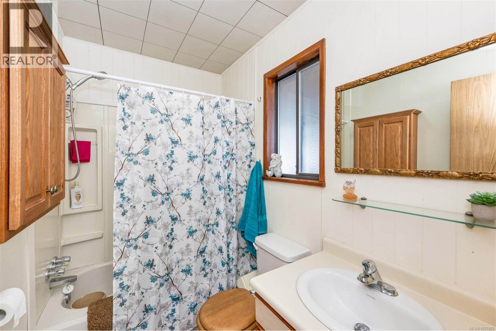 1554 CHAPLIN ST - 22