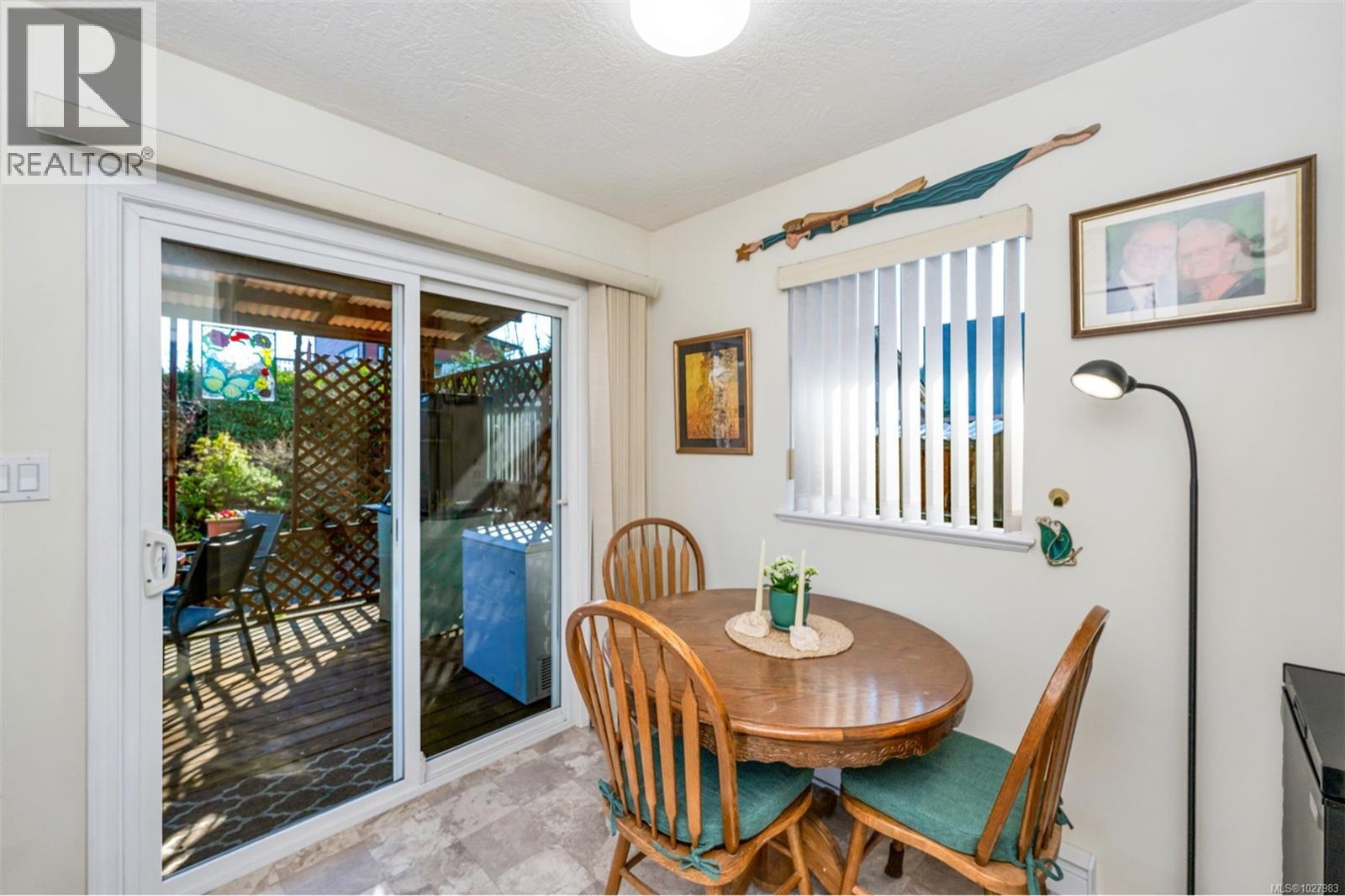 1554 CHAPLIN ST - 23