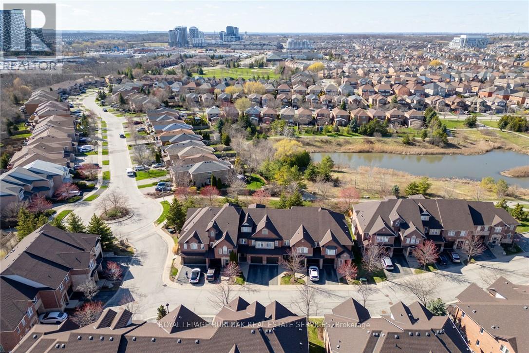 41 – 300 RAVINEVIEW WAY, Oakville (WC Wedgewood Creek), Ontario