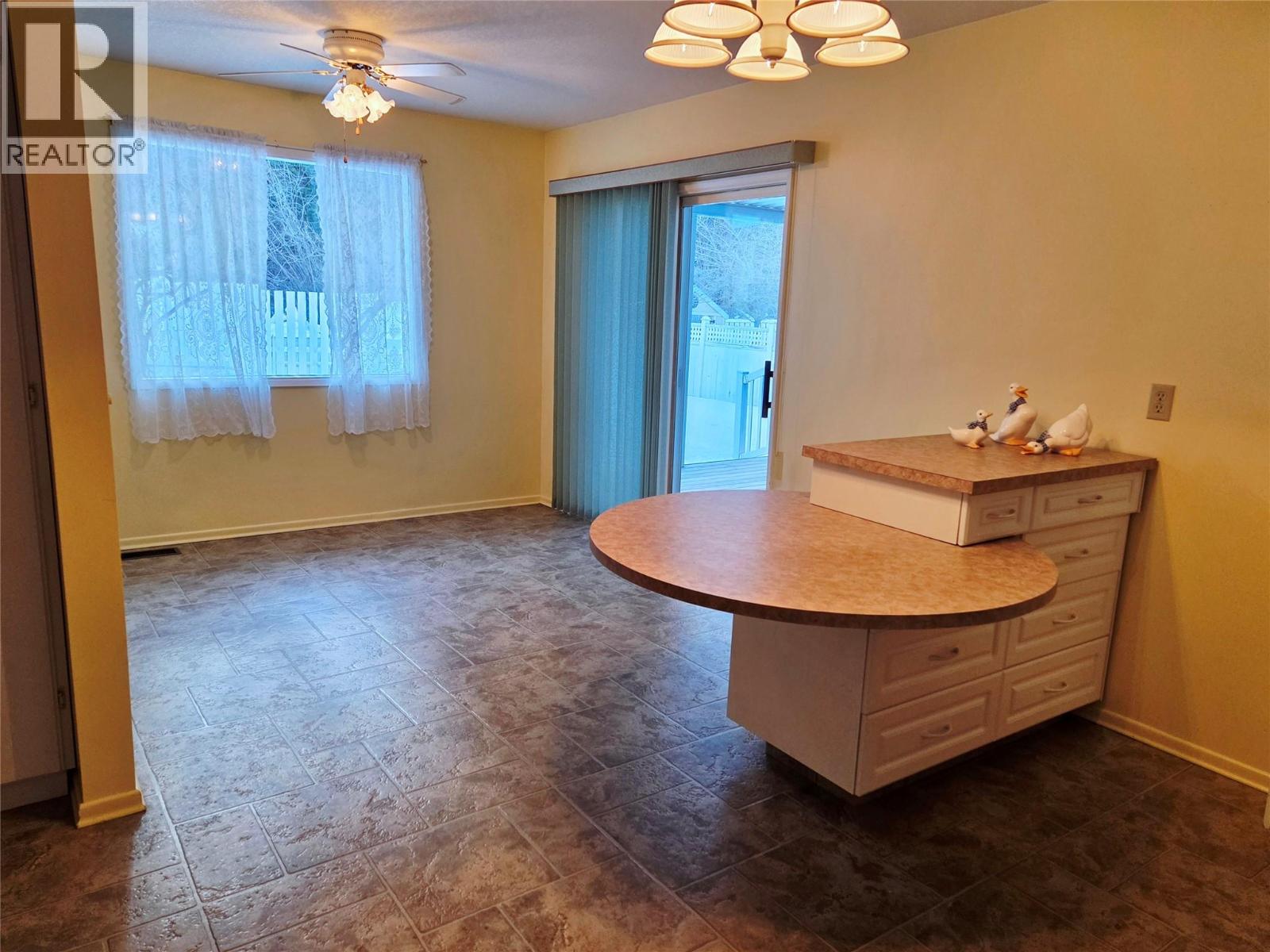 866 ROTARY DRIVE - 9