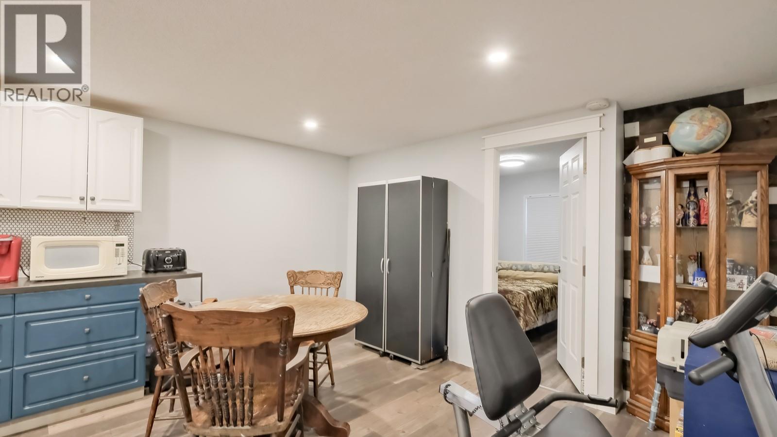 33 3381 Village Green Way, Westbank