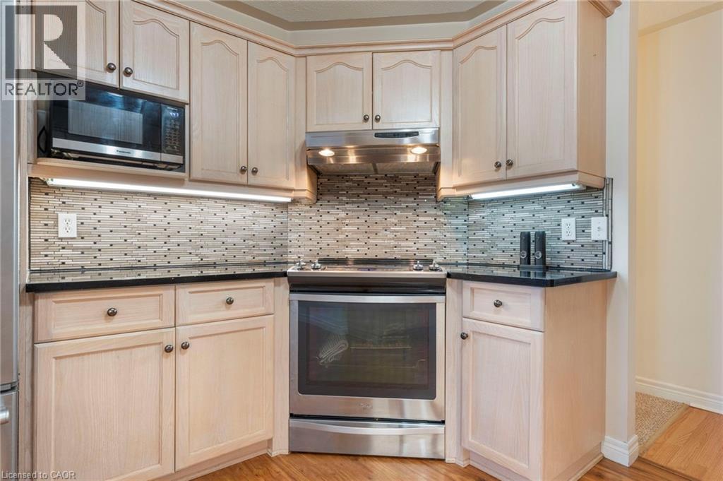 1 RAVINE COURT - 10