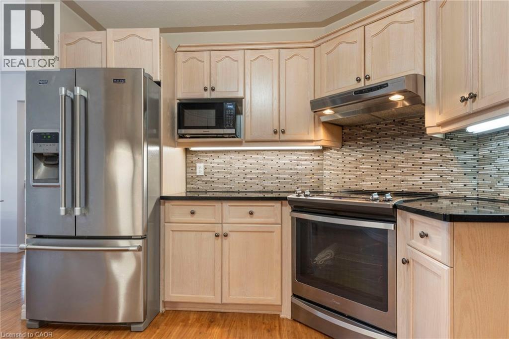 1 RAVINE COURT - 9