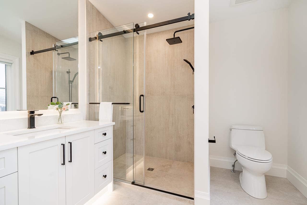 8888 HADDEN STREET, Langley