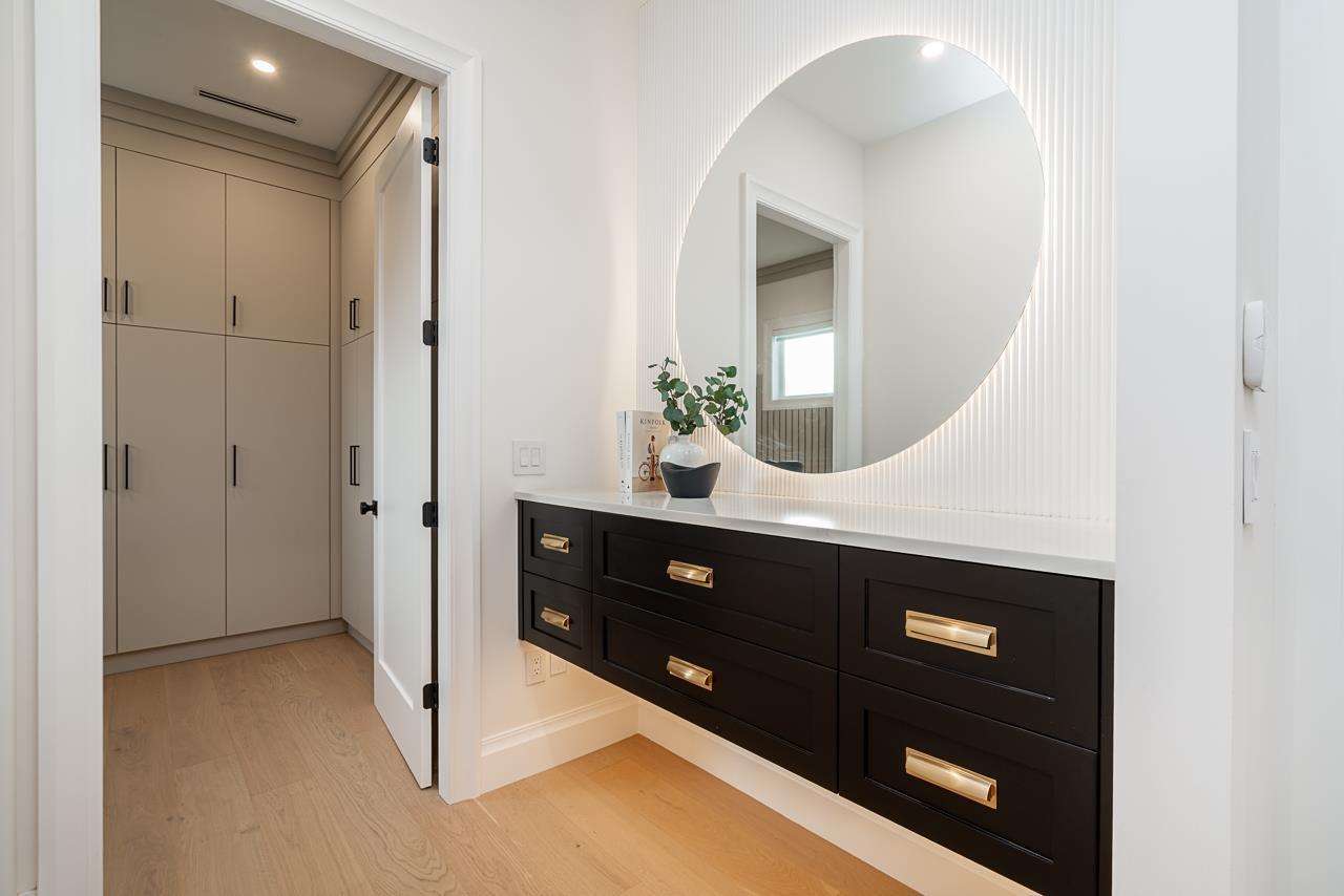 8888 HADDEN STREET, Langley