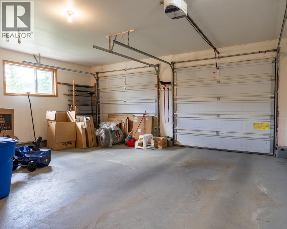 720 2ND Street, Kaslo