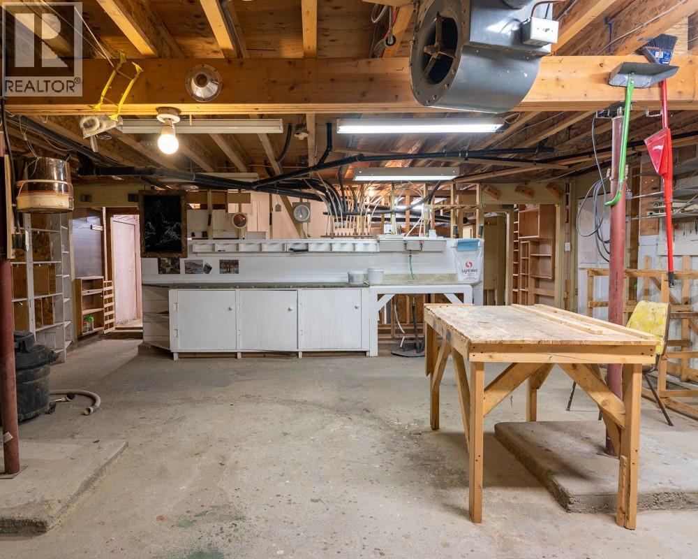 720 2ND Street, Kaslo