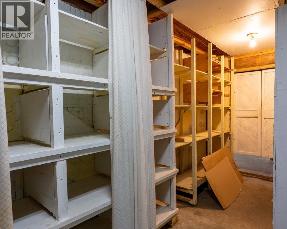 720 2ND Street, Kaslo