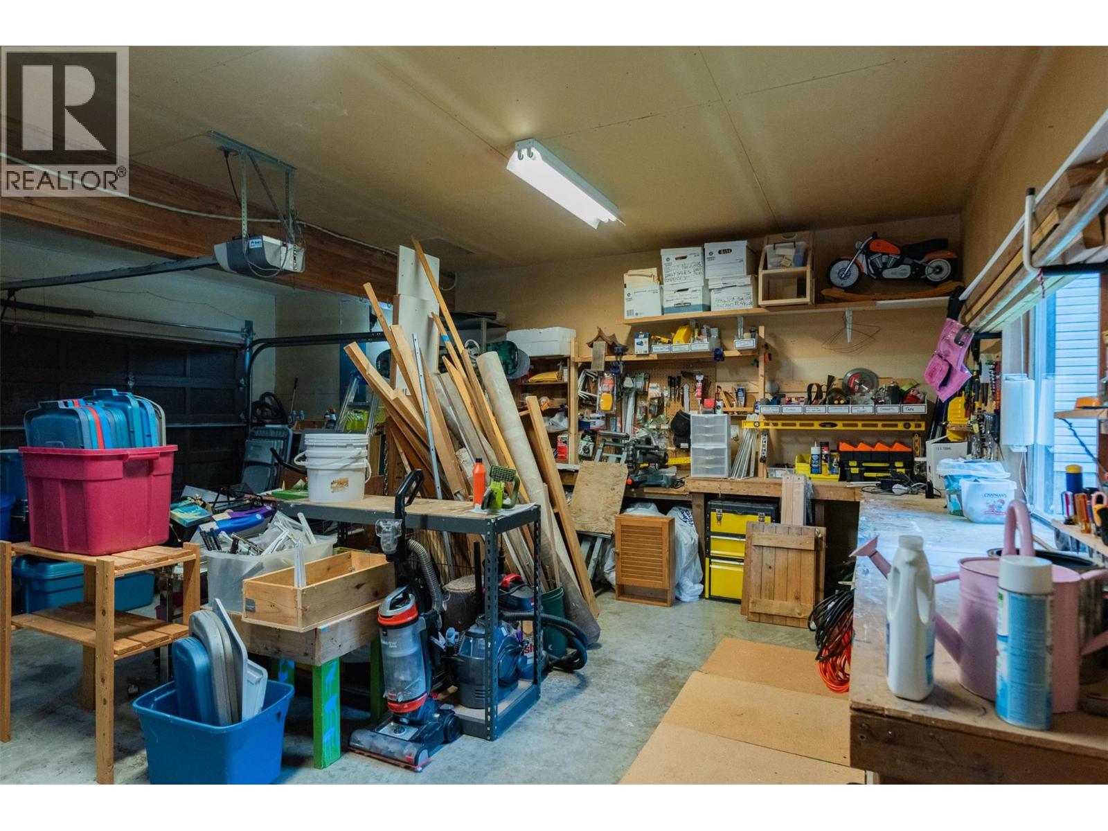 611 7th Street, Kaslo