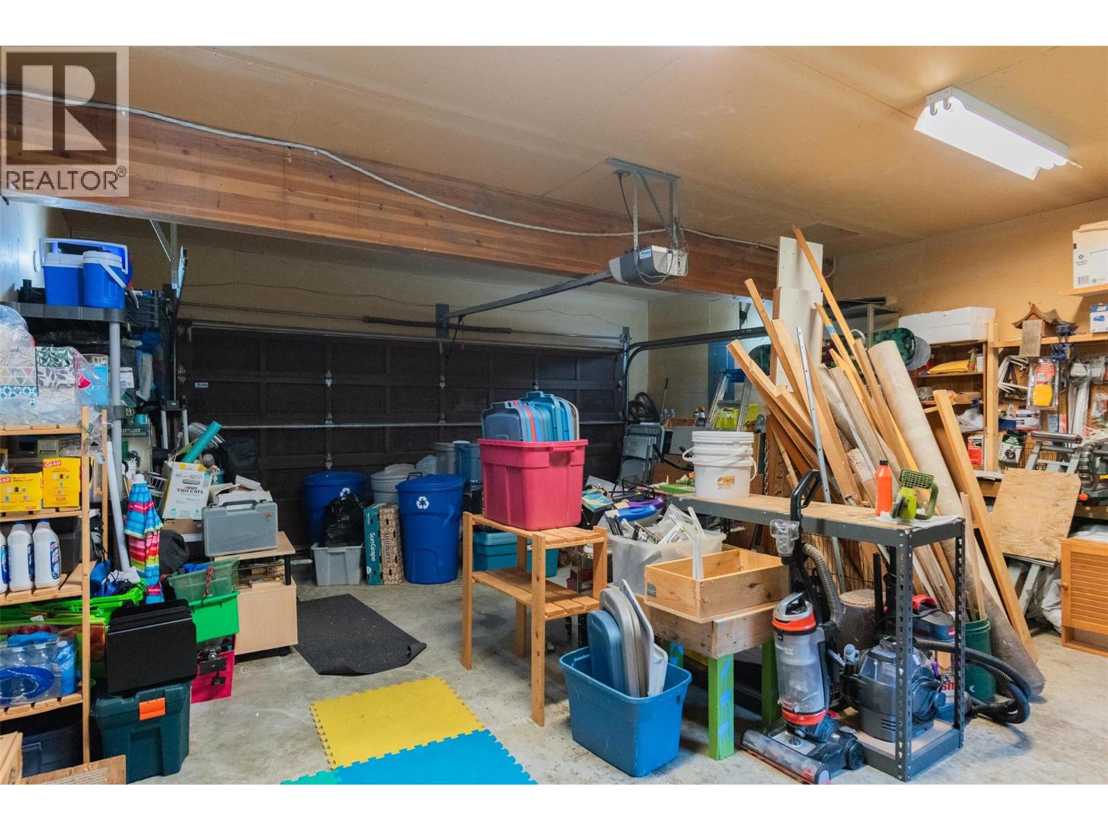 611 7th Street, Kaslo