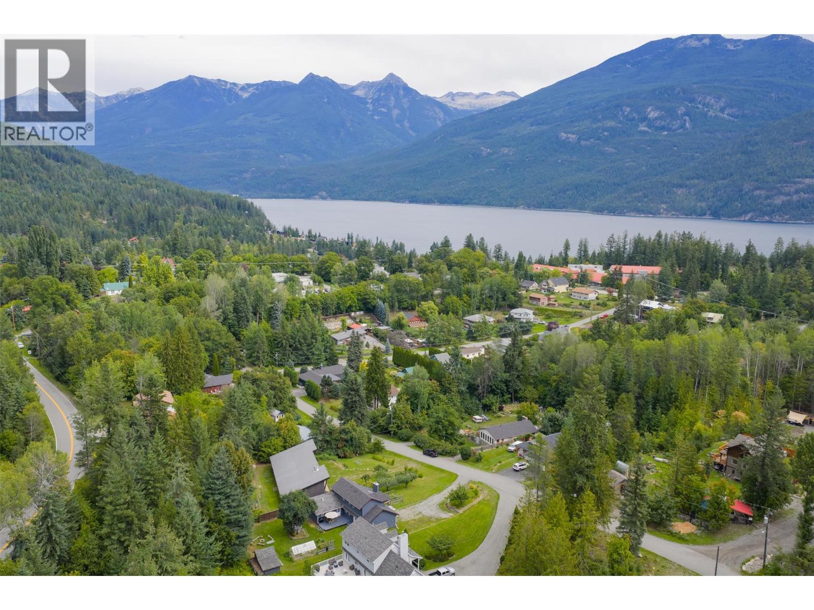 611 7th Street, Kaslo