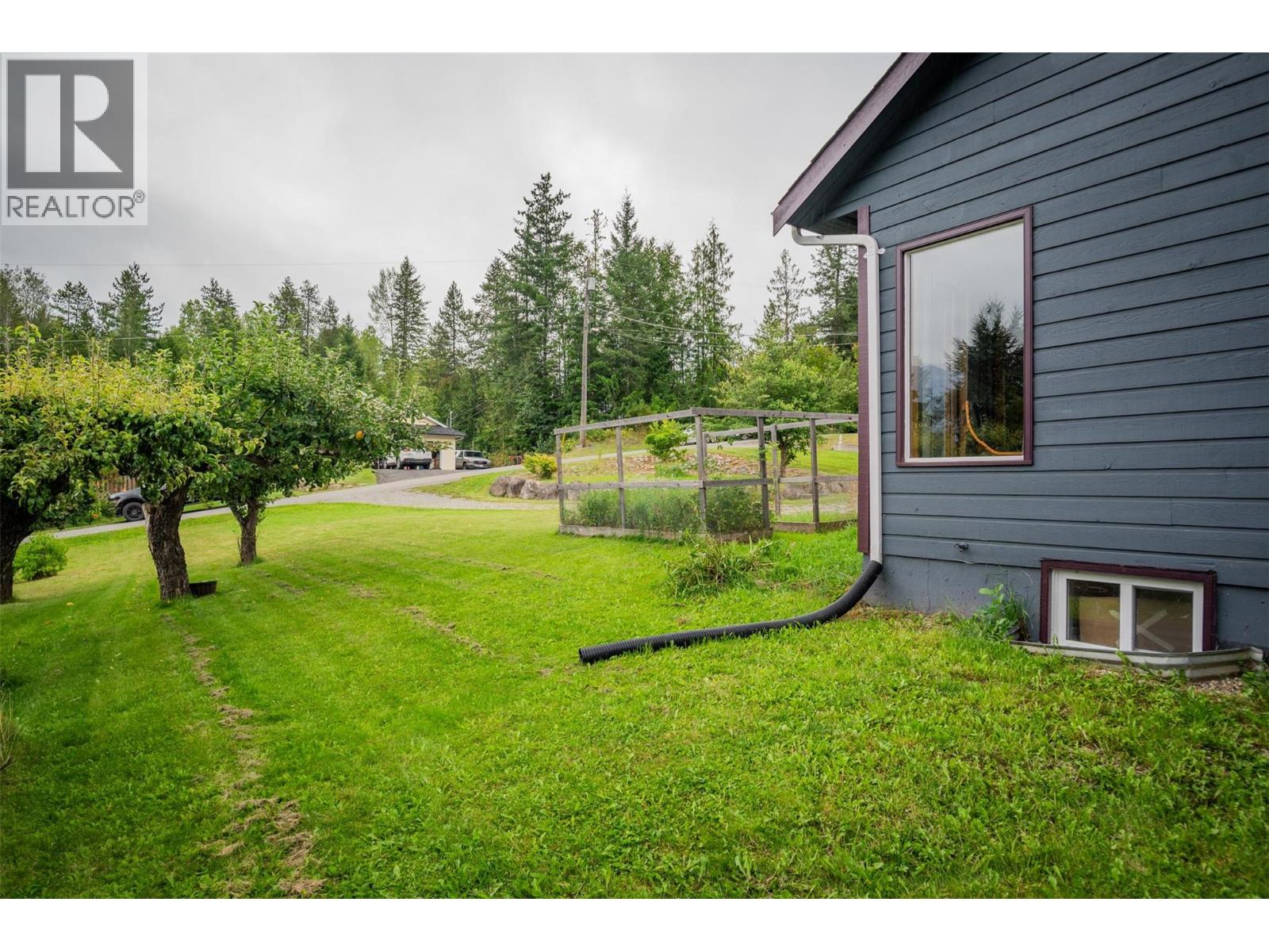 611 7th Street, Kaslo